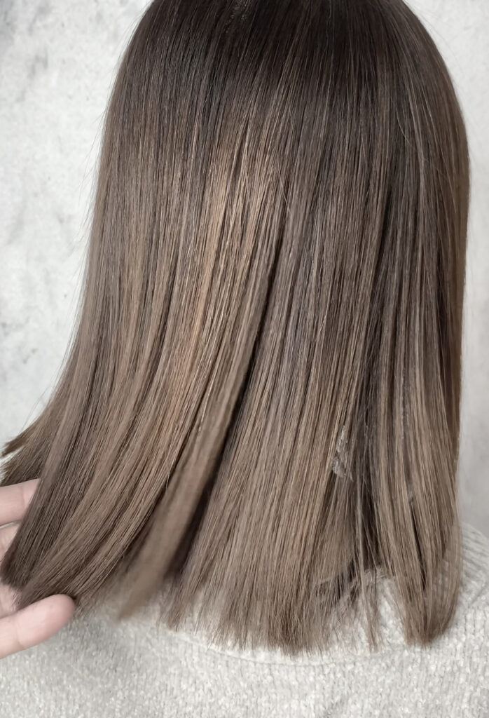 お洒落な白髪染め 髪質改善ハリウッドトリートメント Licht Hairworks リヒトヘアワークス Vivi掲載店